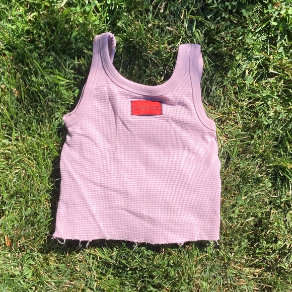 Mauve colored cropped tank - Picture 2 of 2
